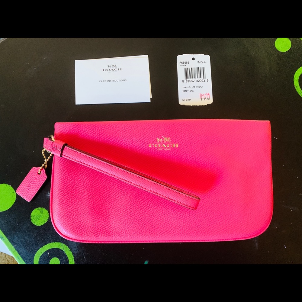 NWT Coach Large Wristlet